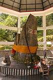 The world's largest Shiv Linga, at Shree Sidheshwar Nath Temple in Kardo, 5 kilometres northwest of Hapoli.