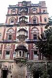 The Thanjavur Maratha Palace Museum, a magnificent palace, surrounded by the huge walls dating back to the 14th century CE. It remains the official residence of the Bhonsle family that ruled Tanjore from 1674 to 1855.