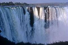 Victoria Falls: the Main Falls.
