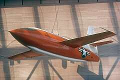 The Bell X-1 with which Charles E. "Chuck" Yeager on 14 October 1947 first flew faster than the speed of sound at 1127 km/hour.